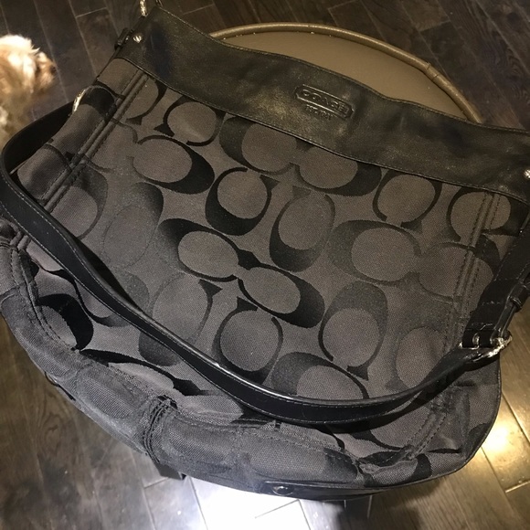 Coach Monogram Purse - Picture 1 of 3